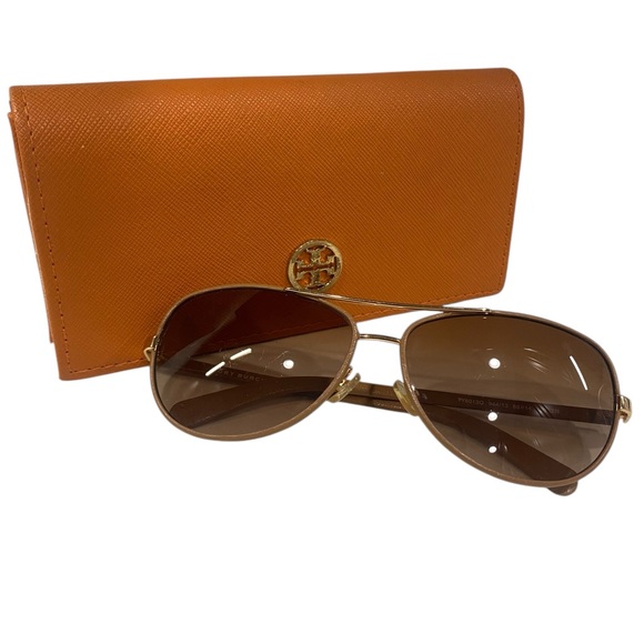 Tory Burch Accessories - Tory Burch Sunglasses with Case